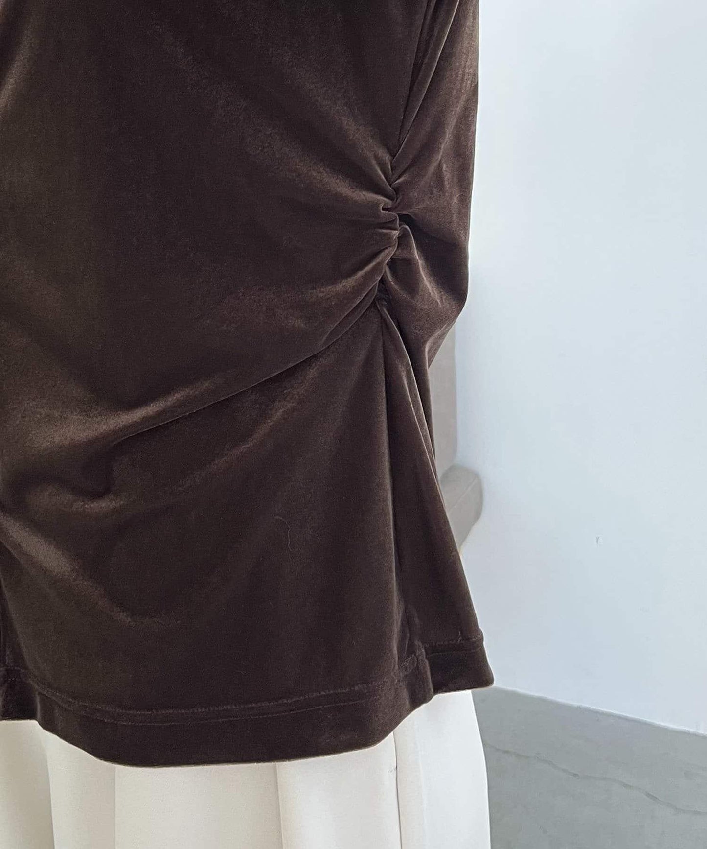 【CAPRICIEUX LE'MAGE】天鵝絨襯衫