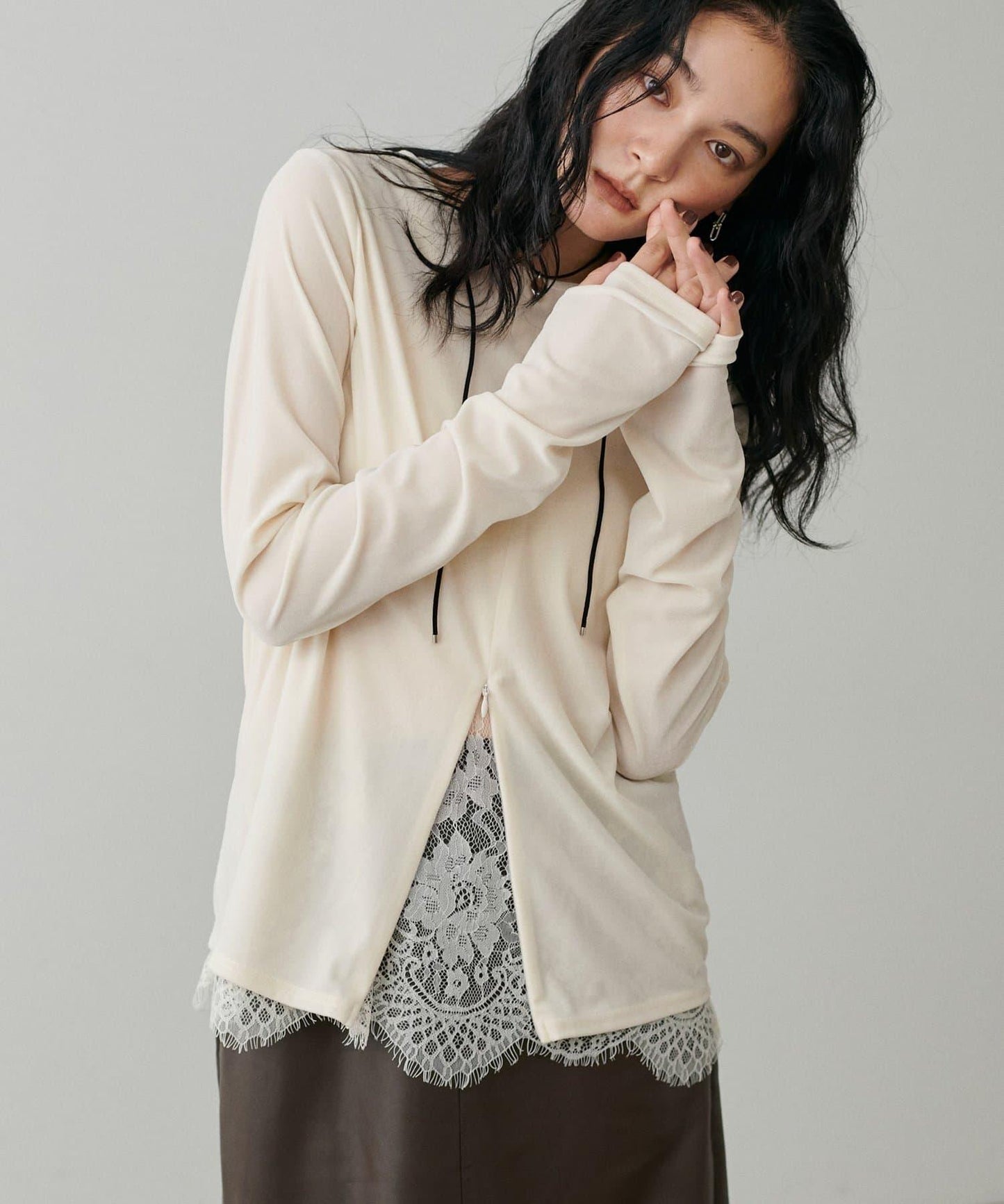 前後兩穿拉鍊天鵝絨套頭衫