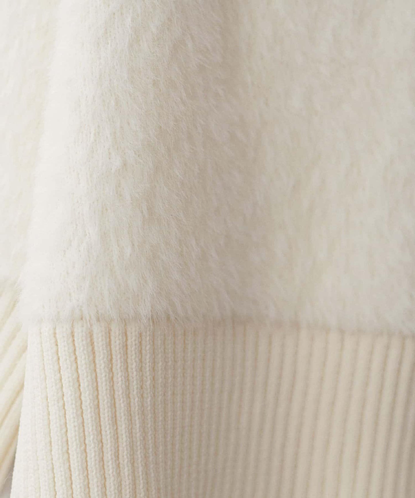 翻領長毛針織套頭衫