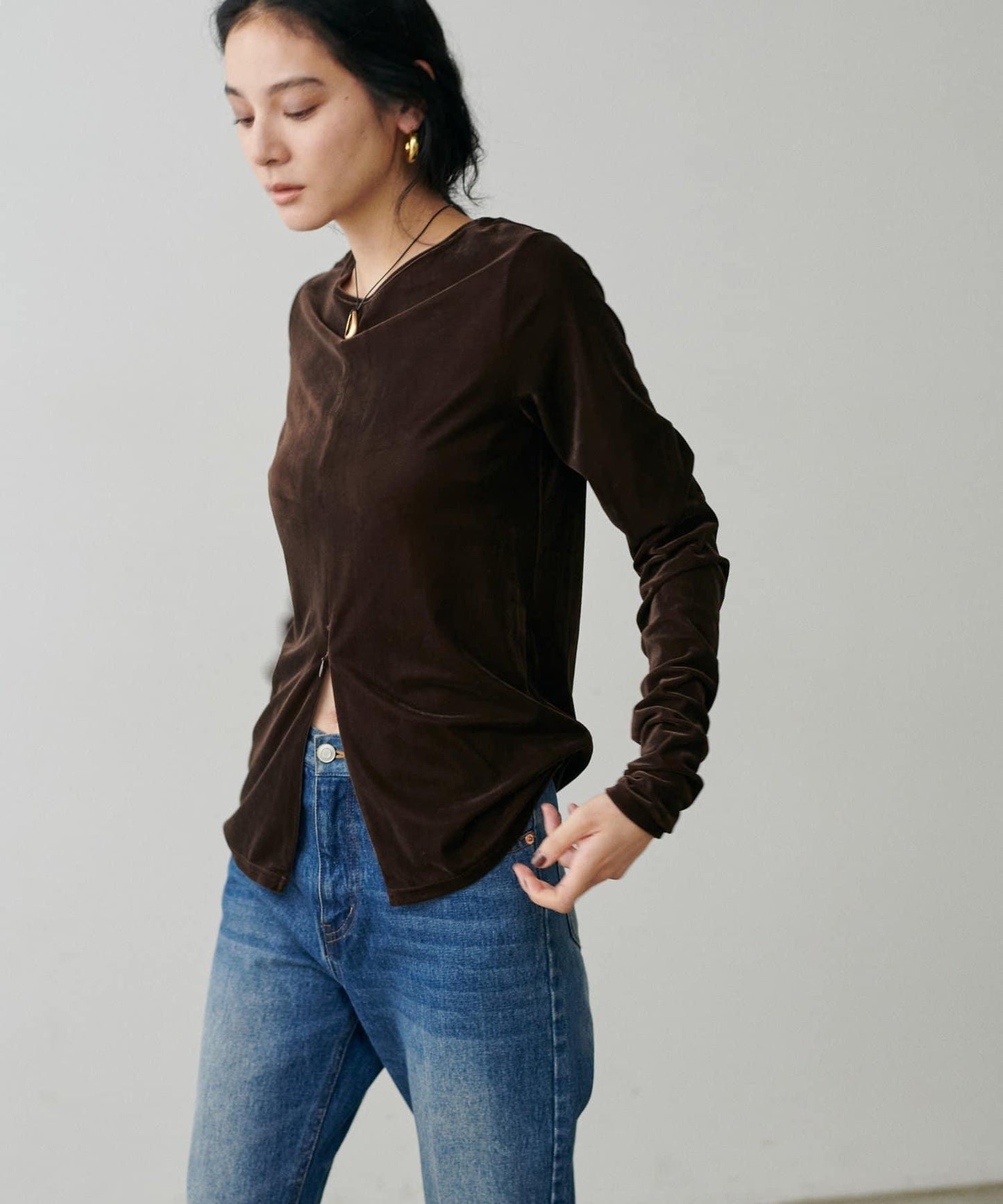 前後兩穿拉鍊天鵝絨套頭衫