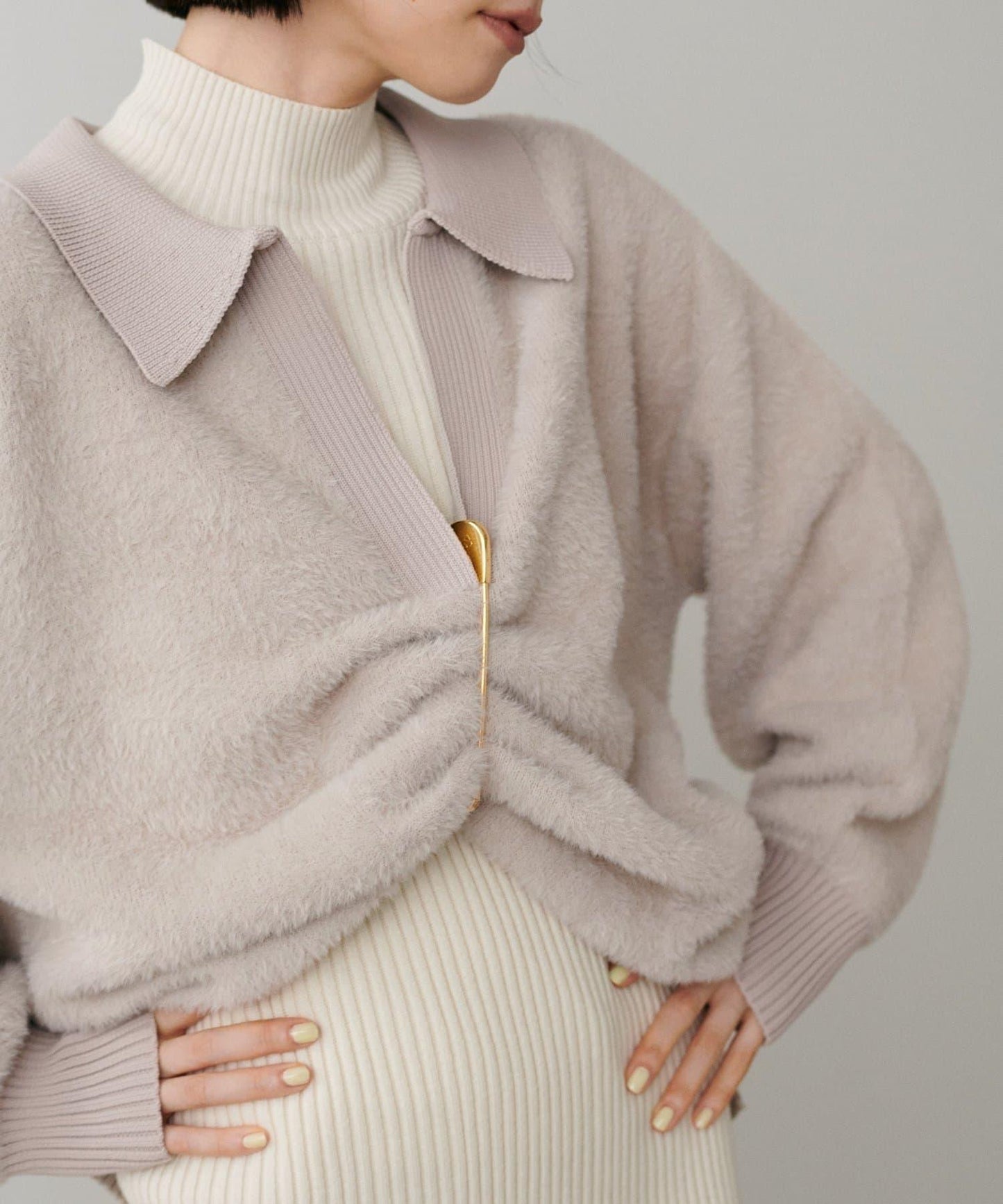 翻領長毛針織套頭衫