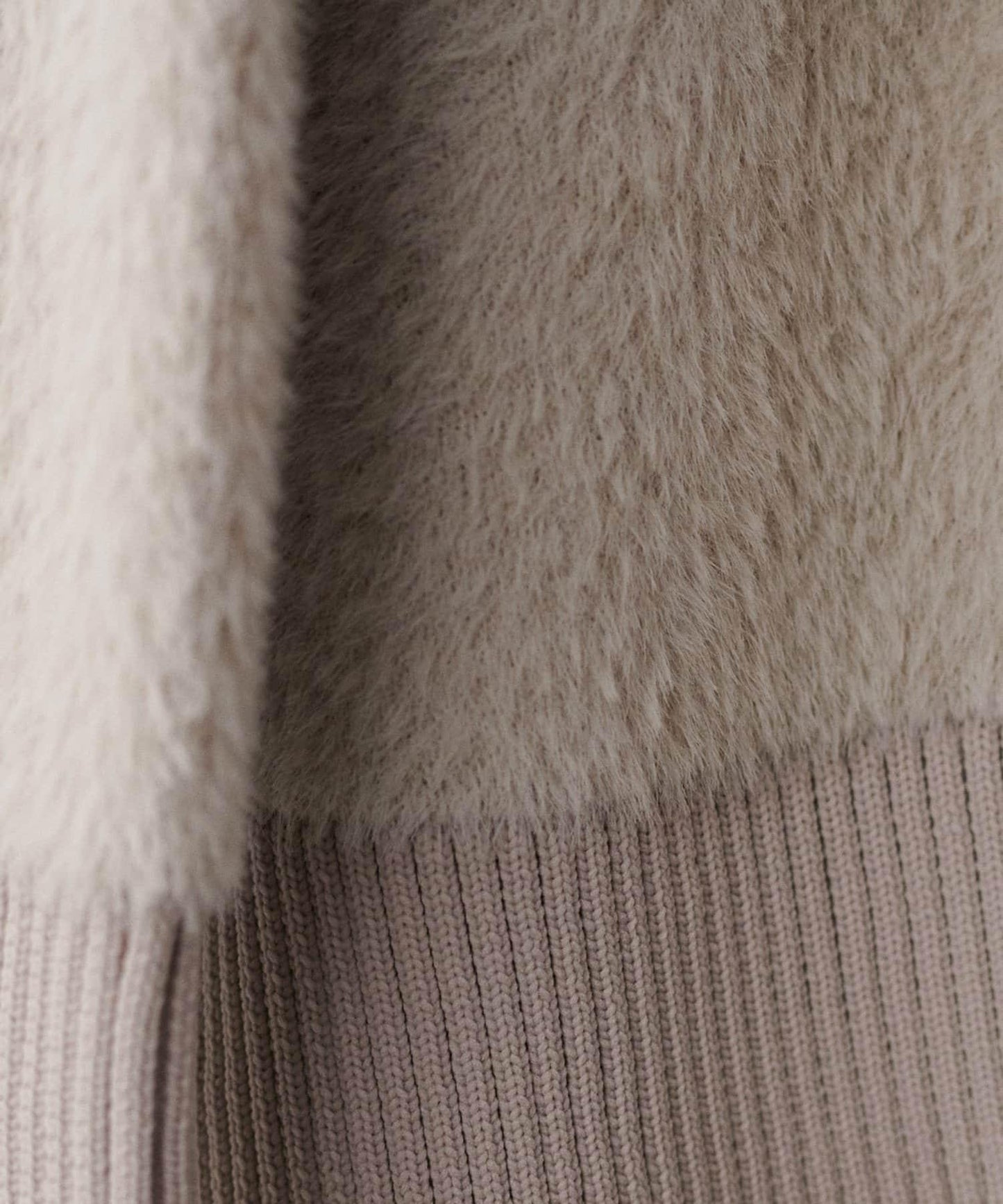 翻領長毛針織套頭衫