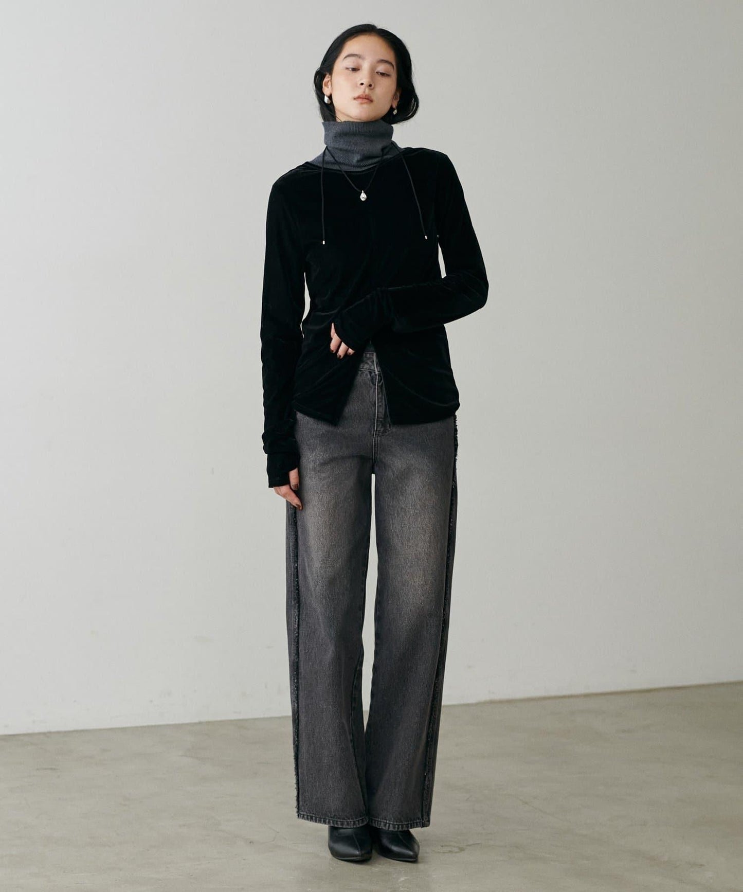 前後兩穿拉鍊天鵝絨套頭衫