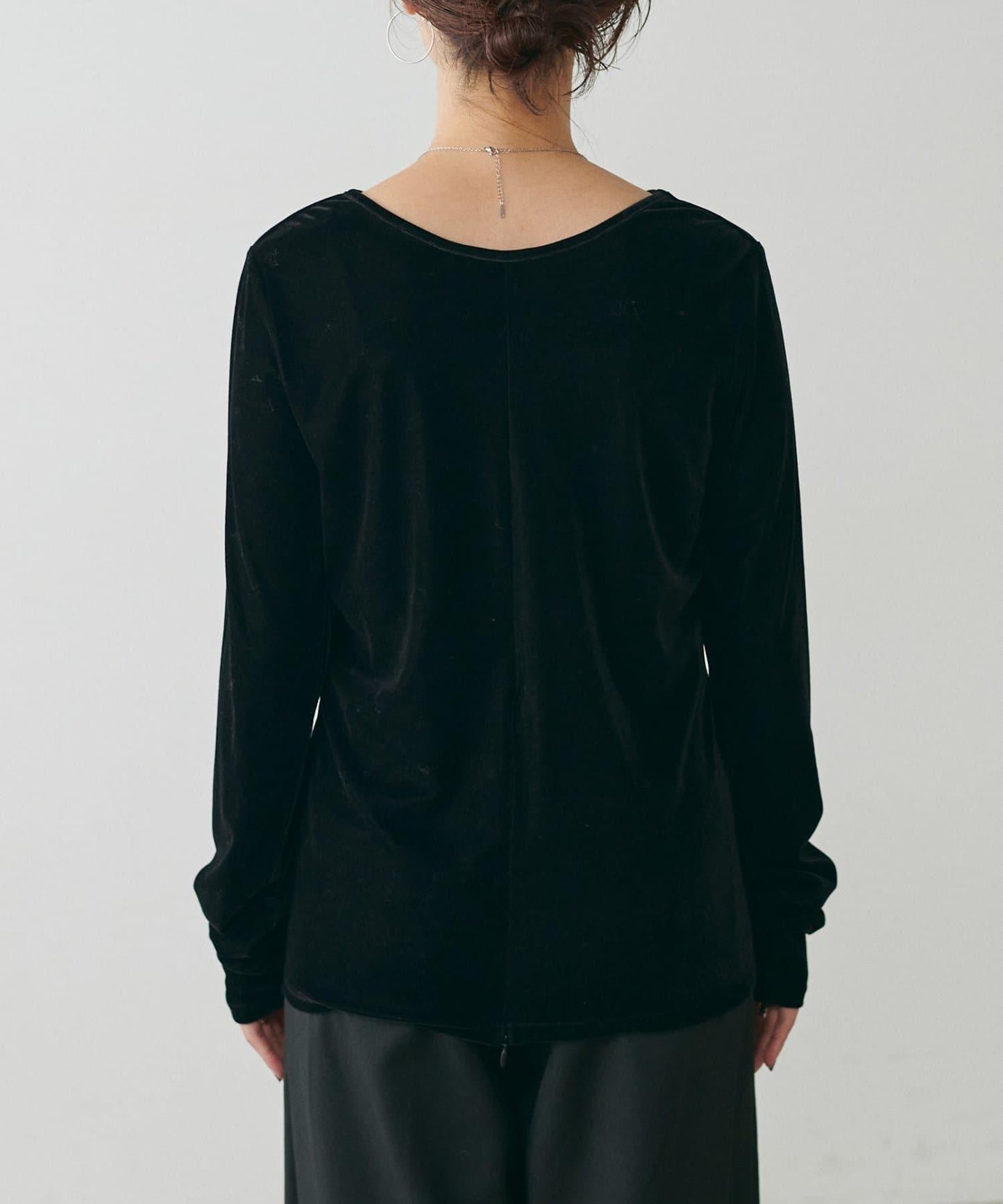 前後兩穿拉鍊天鵝絨套頭衫