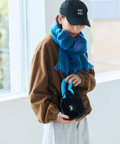 特別款毛絨抽繩包