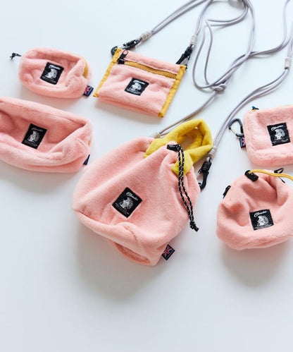 特別款毛絨抽繩包