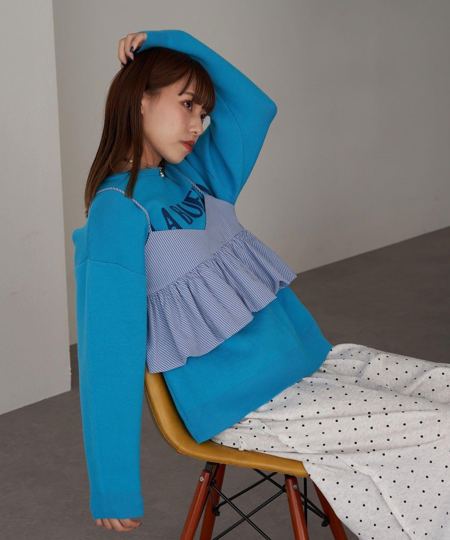 泡泡袖荷葉邊吊帶上衣