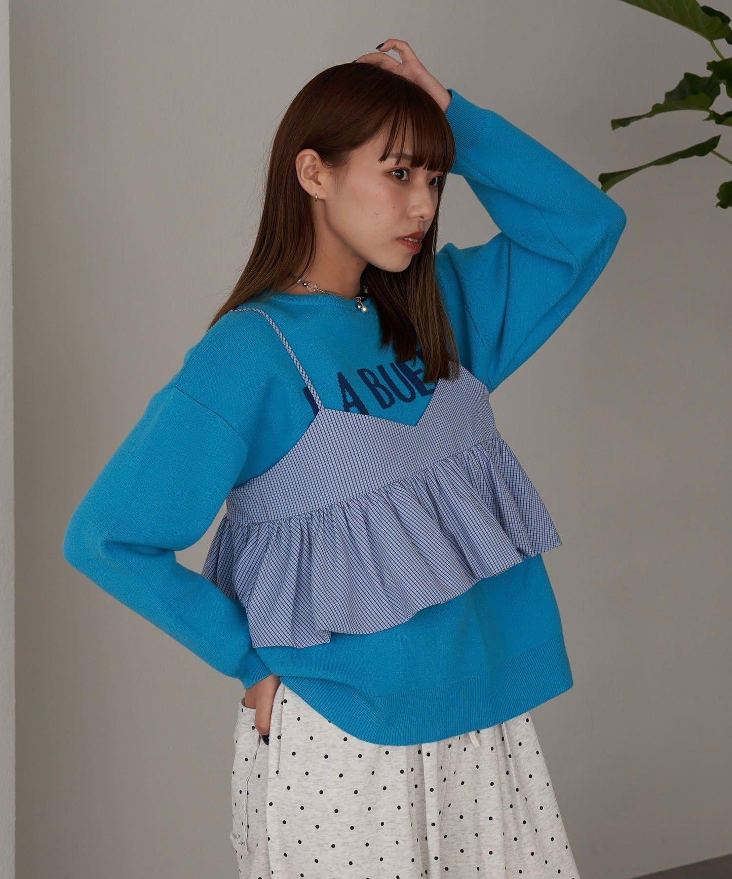 泡泡袖荷葉邊吊帶上衣