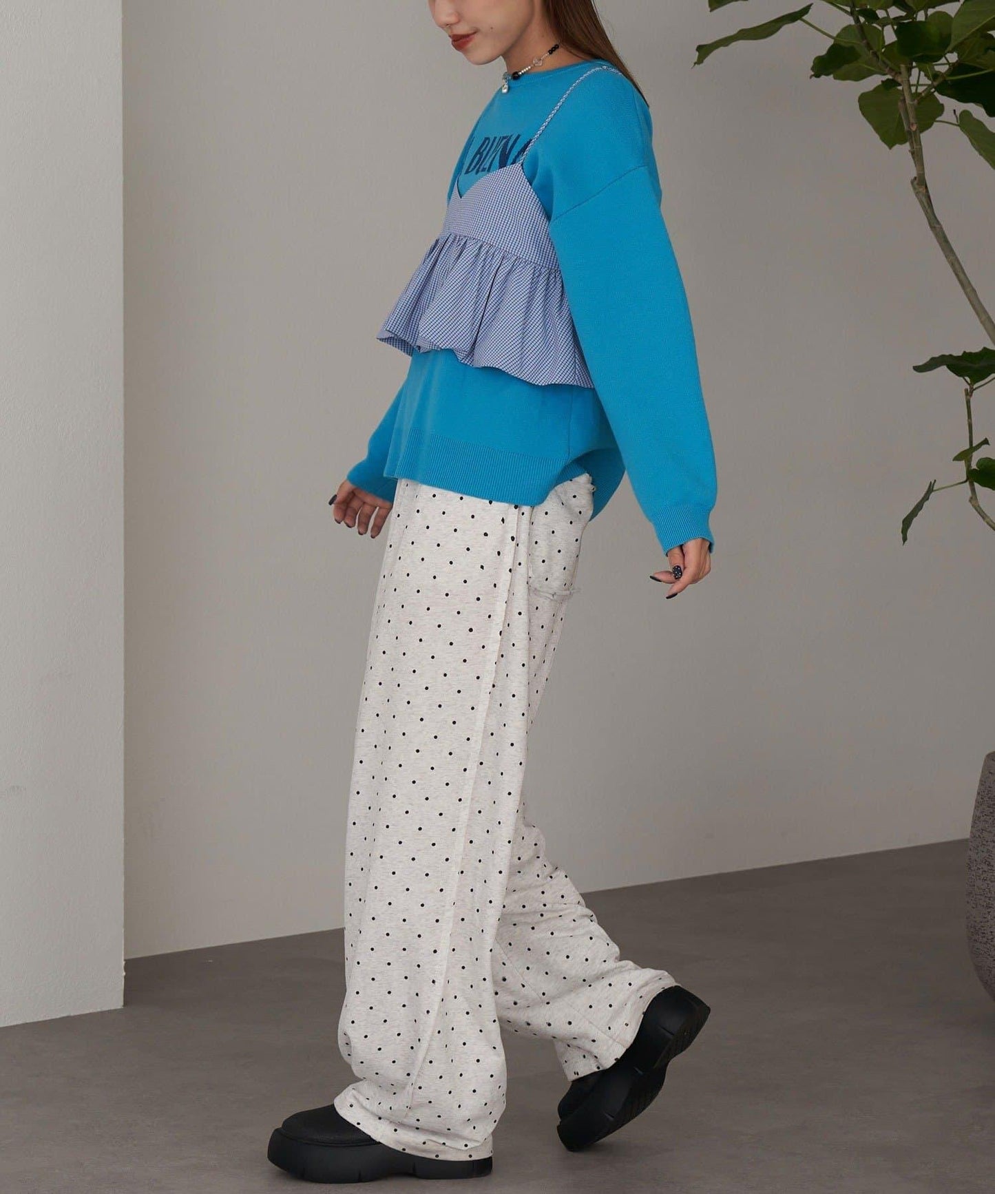 泡泡袖荷葉邊吊帶上衣