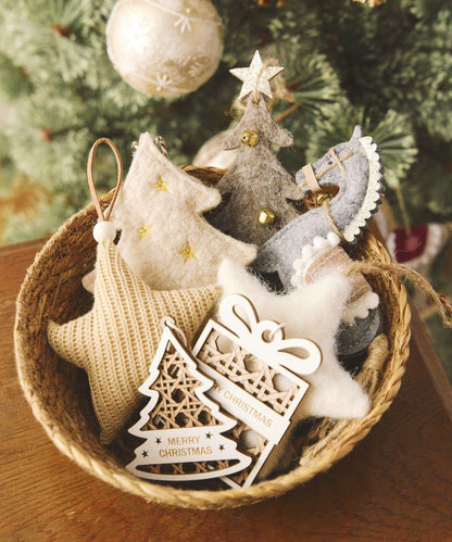フェルト刺繍ツリーオーナメント/ナチュラルクリスマス