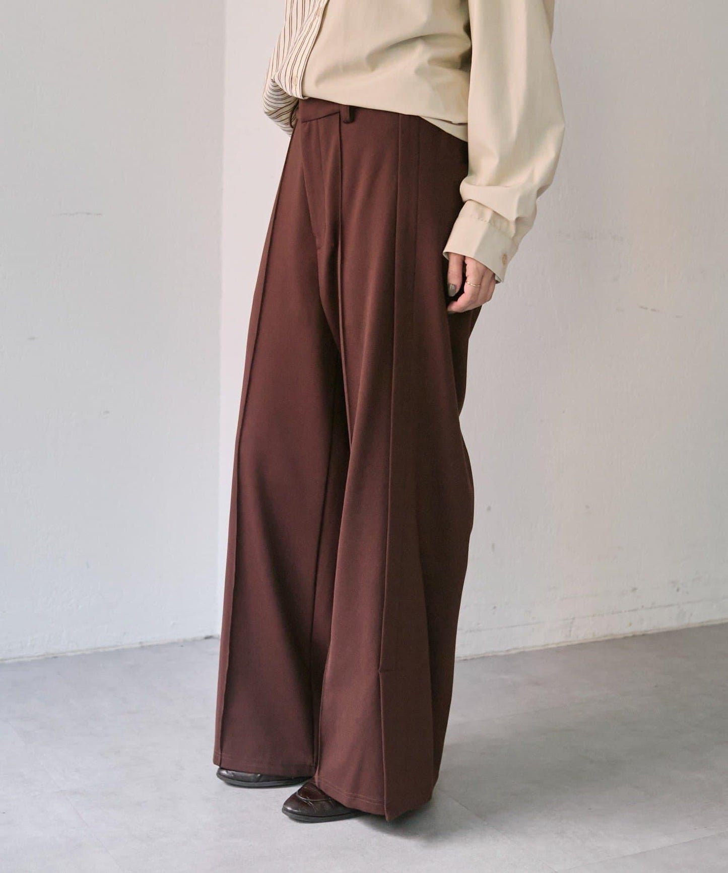 《動畫あり》寬鬆剪裁長褲【SUM1 STYLE(スミスタイル)】