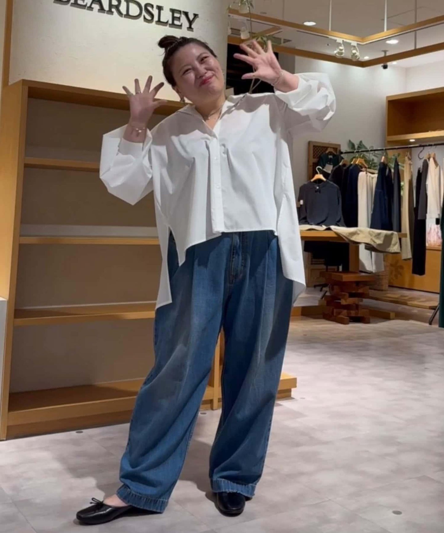 《フルカワコラボ》寬鬆褶皺牛仔褲