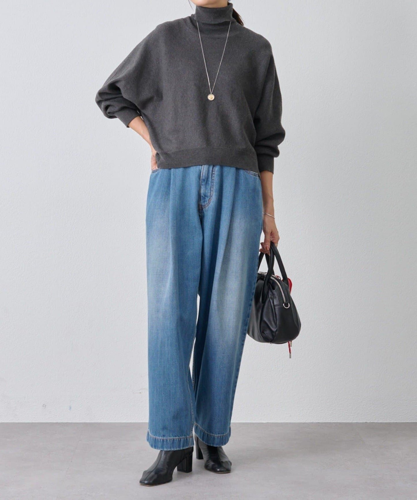 《フルカワコラボ》寬鬆褶皺牛仔褲