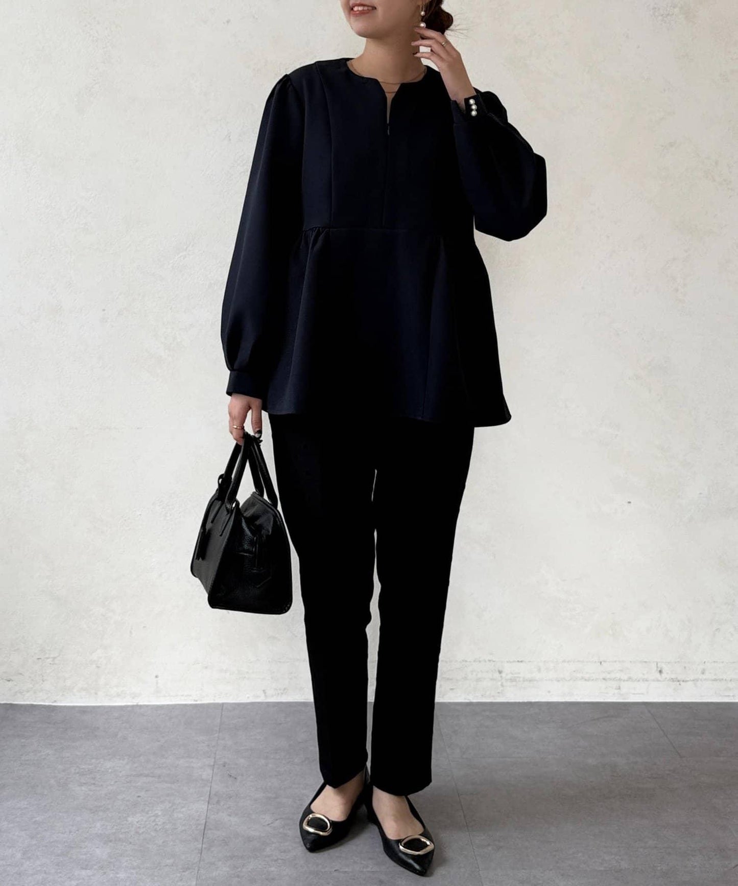 【MAYURI企畫】【適合正式場合】可拆卸領前拉鍊荷葉邊下襬襯衫