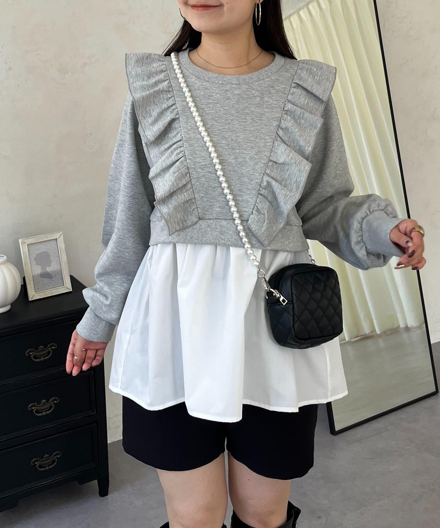 荷葉邊拼接荷葉下襬衛衣