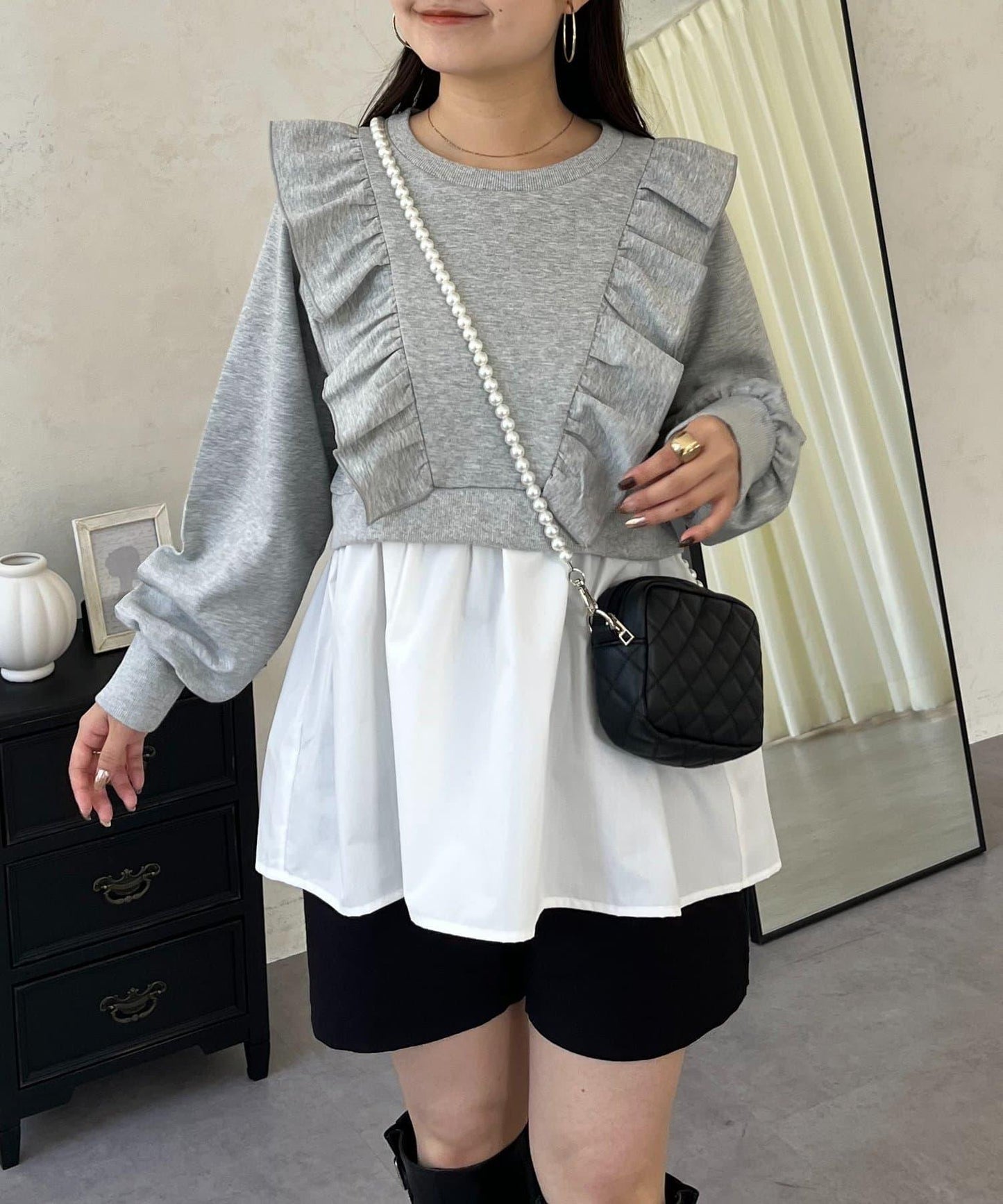 荷葉邊拼接荷葉下襬衛衣