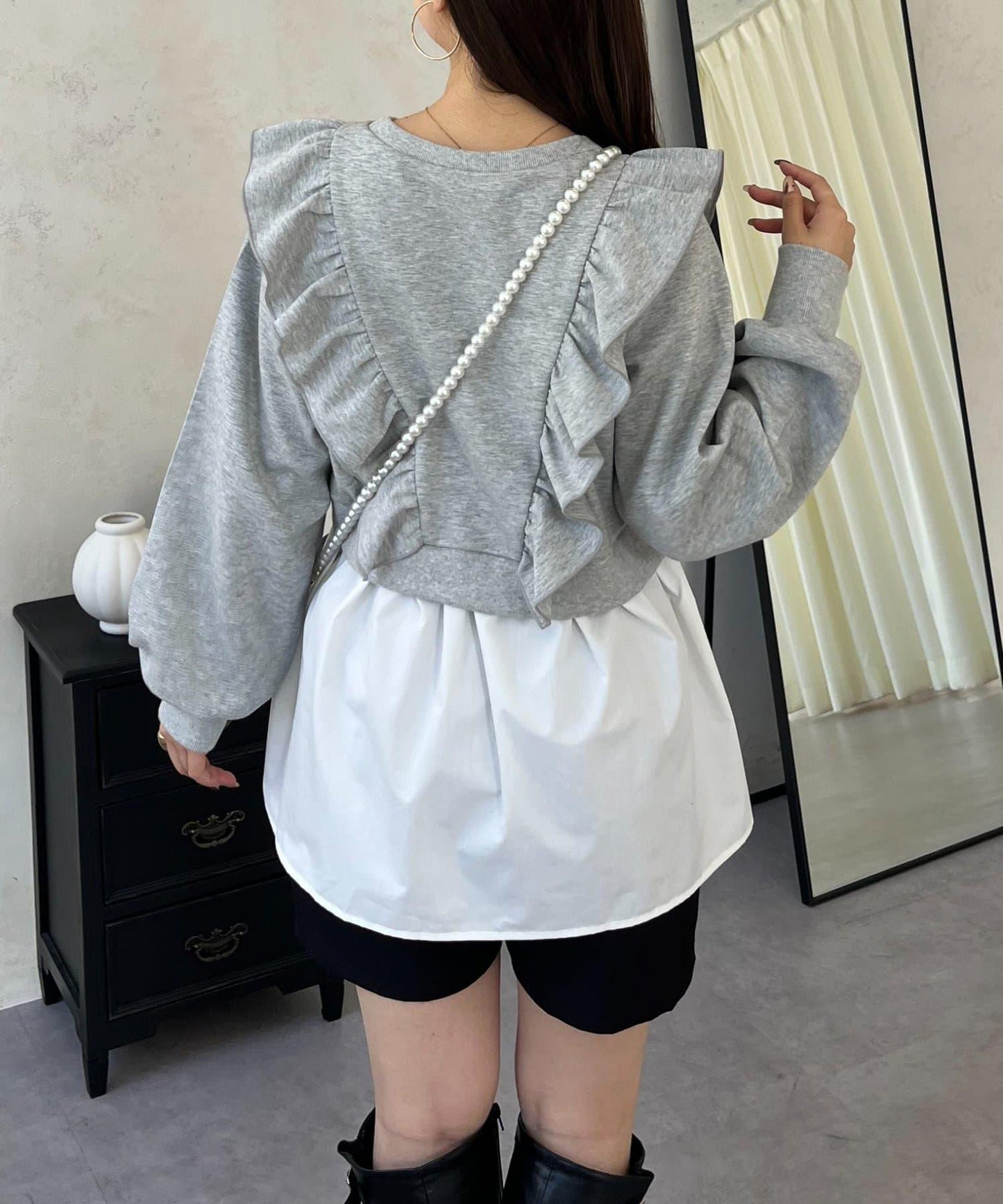 荷葉邊拼接荷葉下襬衛衣