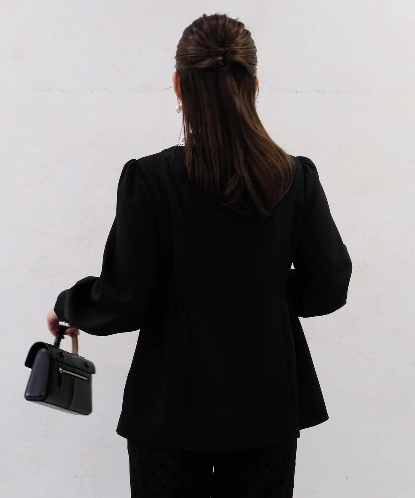 【MAYURI企畫】【適合正式場合】可拆卸領前拉鍊荷葉邊下襬襯衫