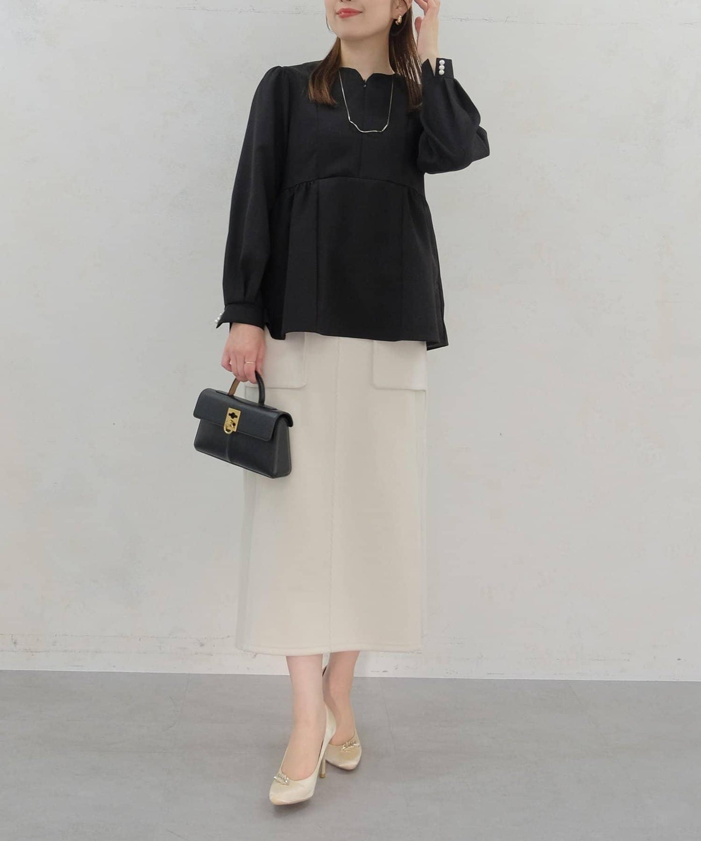 【MAYURI企畫】【適合正式場合】可拆卸領前拉鍊荷葉邊下襬襯衫