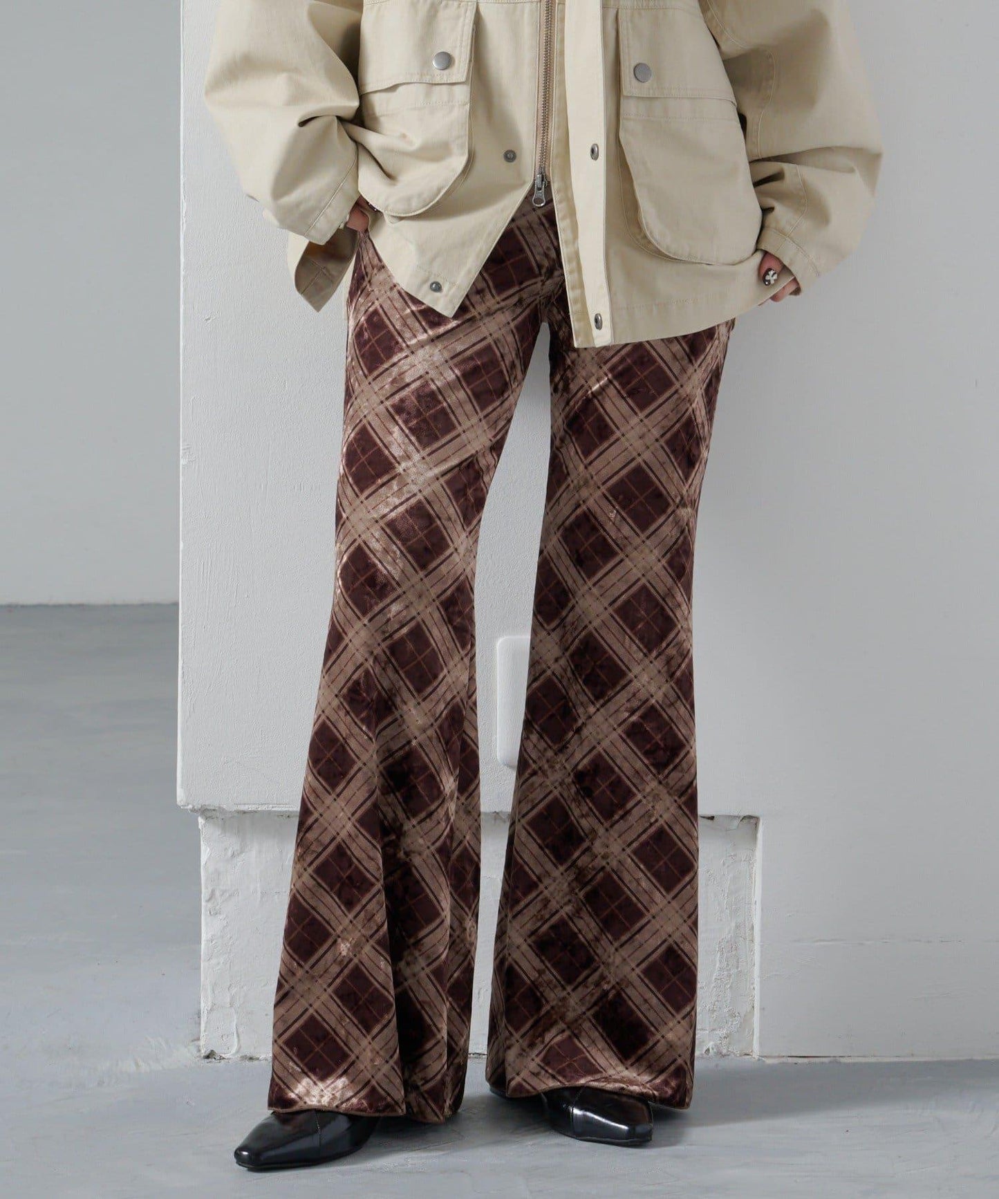 【Kastane】格紋天鵝絨喇叭褲