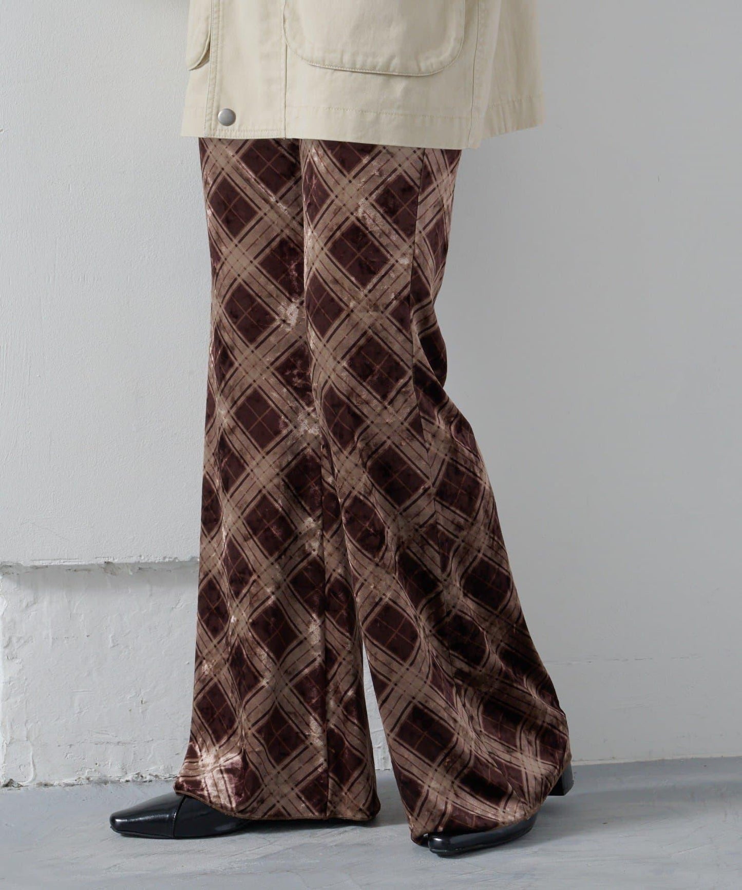 【Kastane】格紋天鵝絨喇叭褲