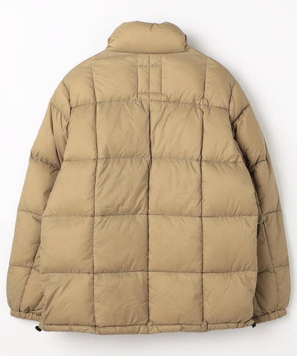 MOUNTAIN 可收納大容量羽絨夾克（羽絨服）