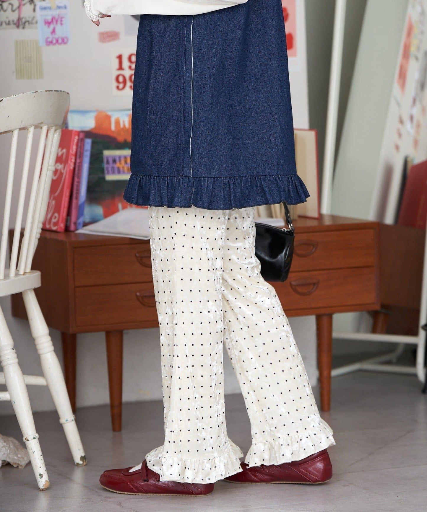 【neutral】2尺碼可選/下襬荷葉邊喇叭褲