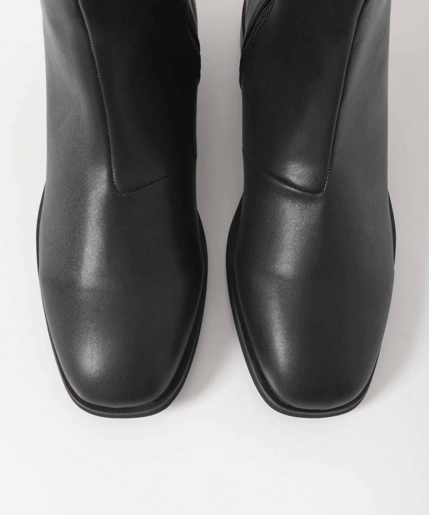 方頭側拉鍊樂福靴