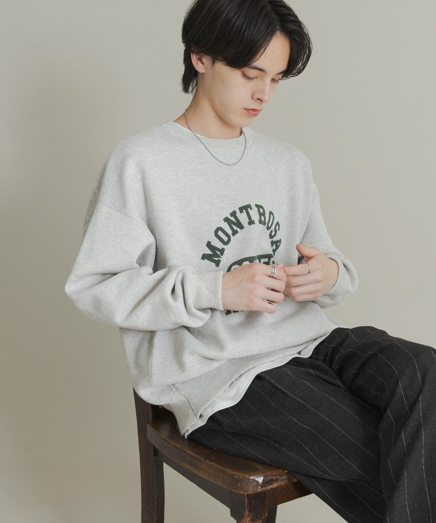 衛衣風格學院標誌針織衫