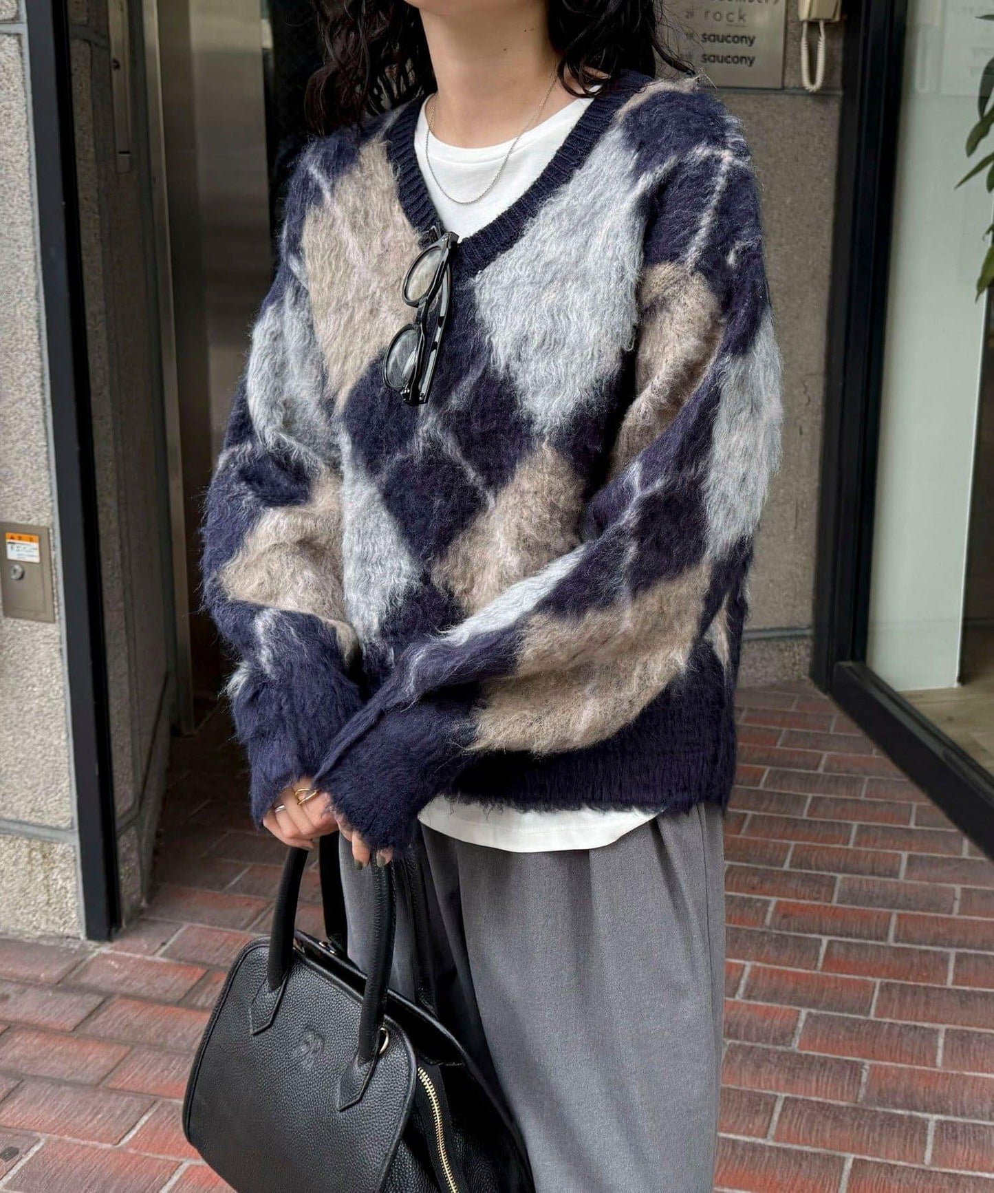 菱格紋磨毛V領針織衫