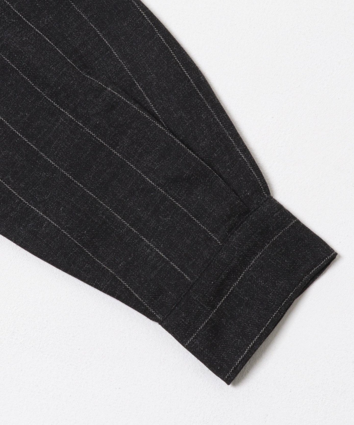 羊毛觸感條紋立領襯衫