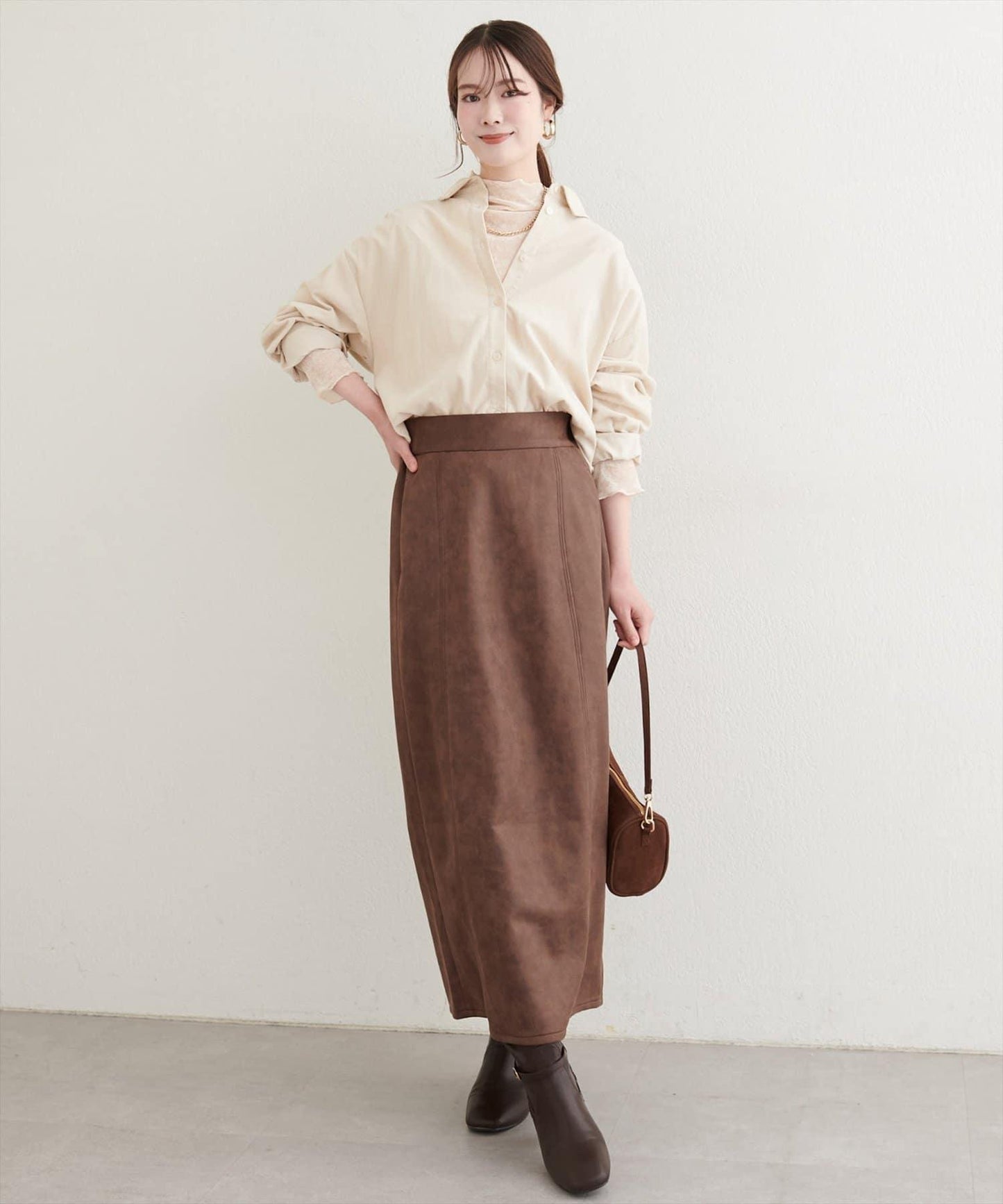 仿皮絨面修身半身裙