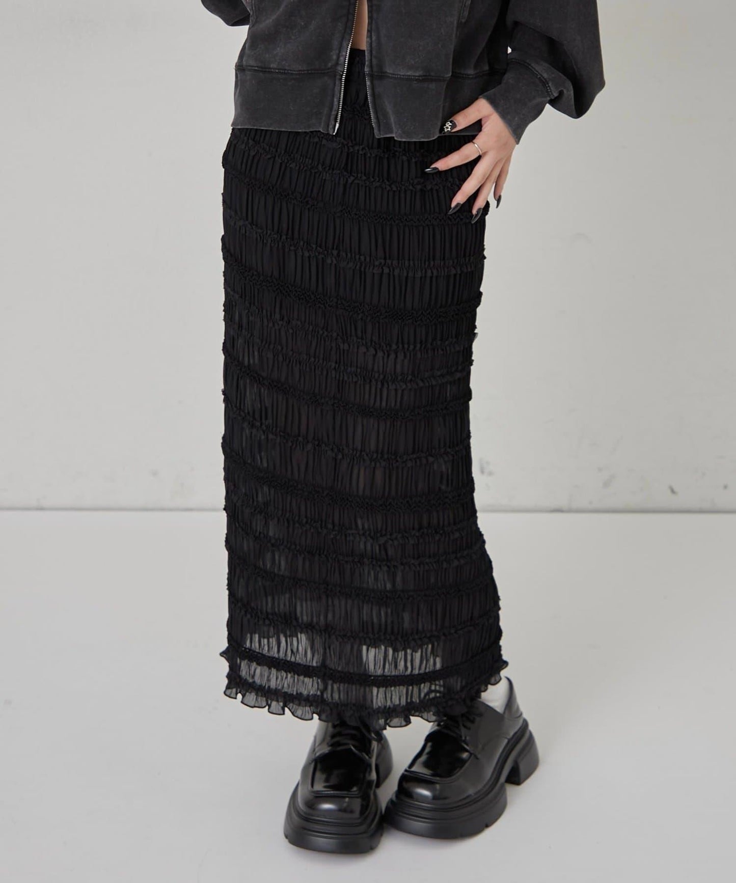 立領荷葉邊修身半身裙