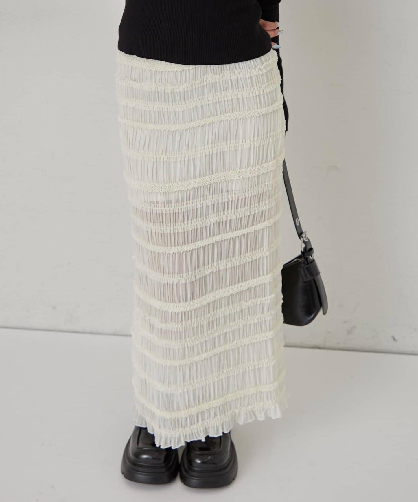 【WHO'S WHO gallery】立領荷葉邊修身長裙