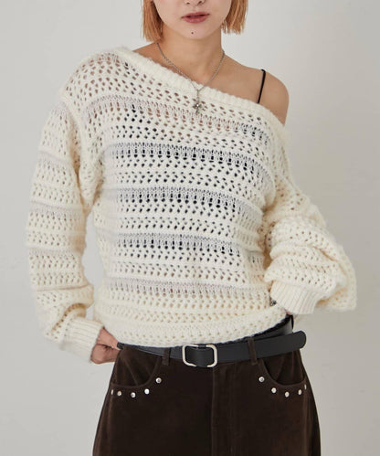 【WHO'S WHO gallery】網眼條紋一字肩兩穿針織衫