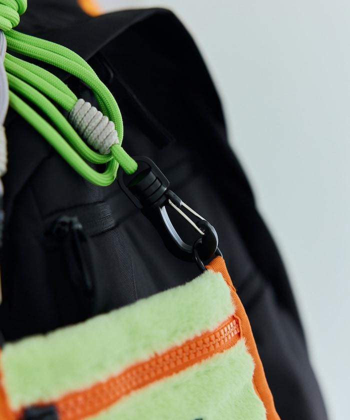 特別款毛絨錢包收納包