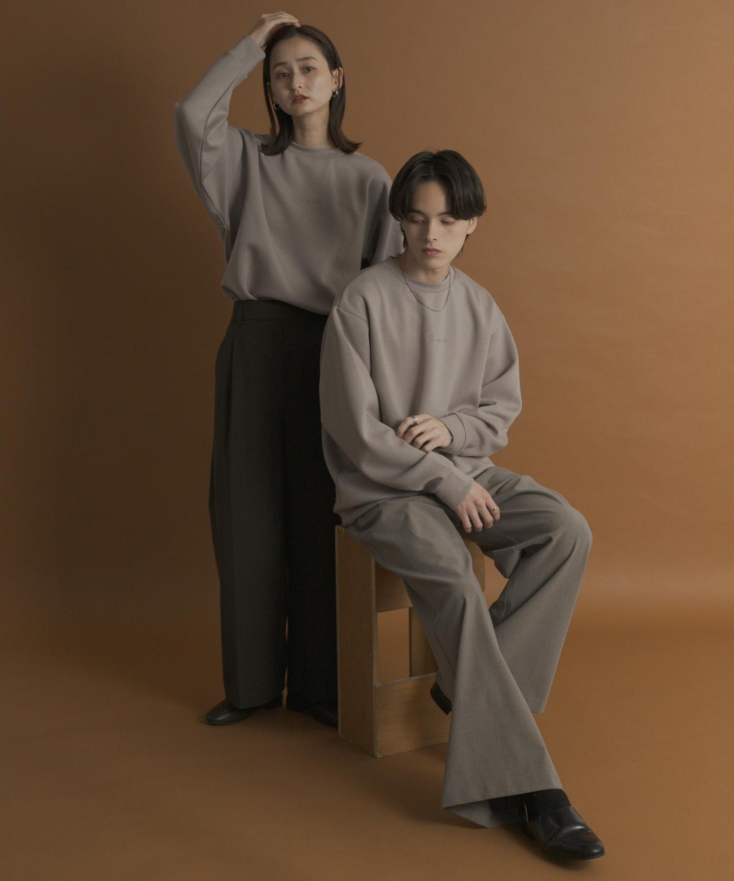 箱型針織圓領衛衣