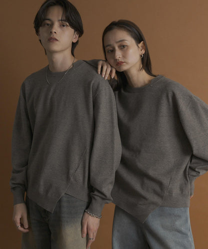 不對稱圓領針織衫