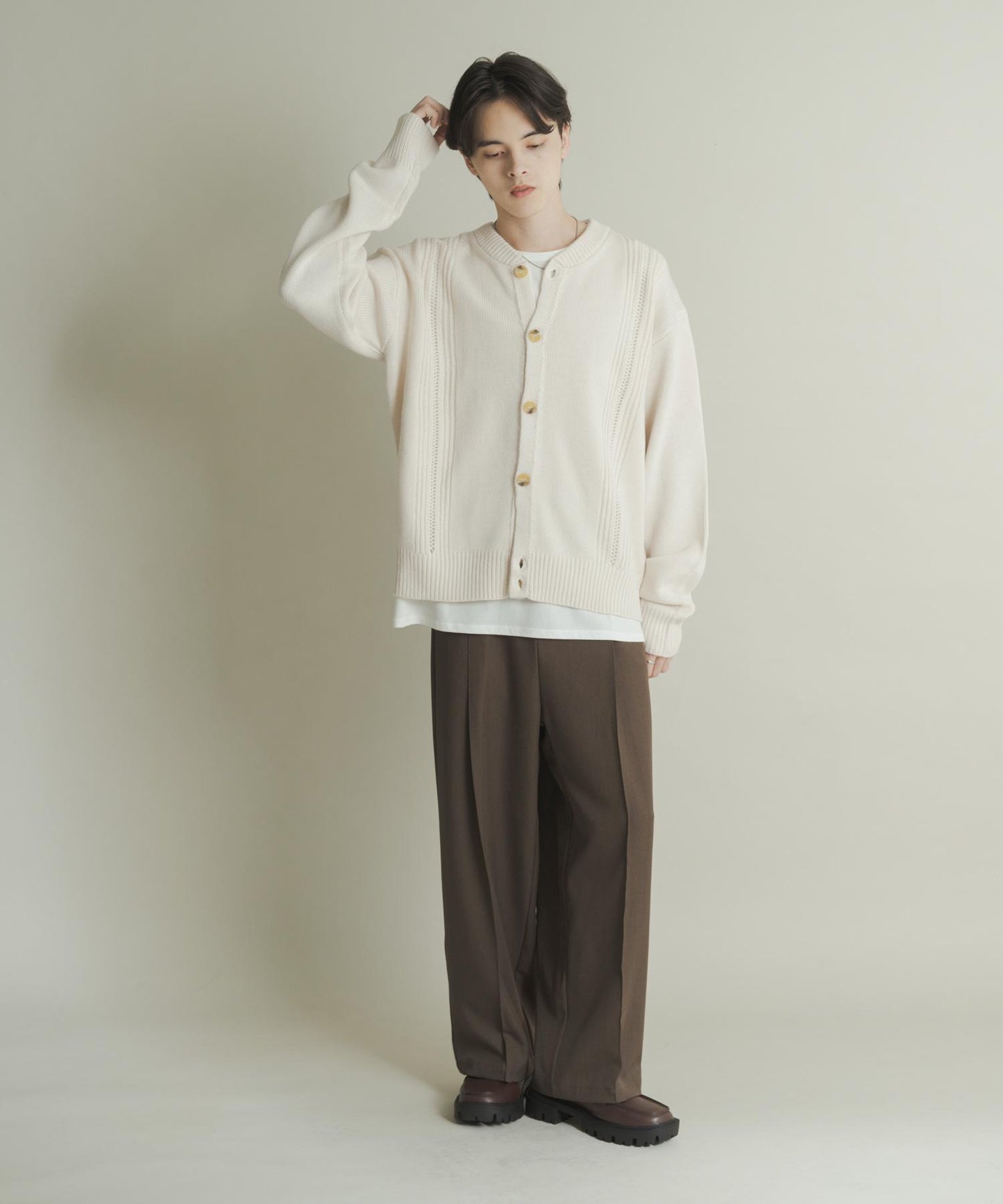 鏤空麻花針織開衫