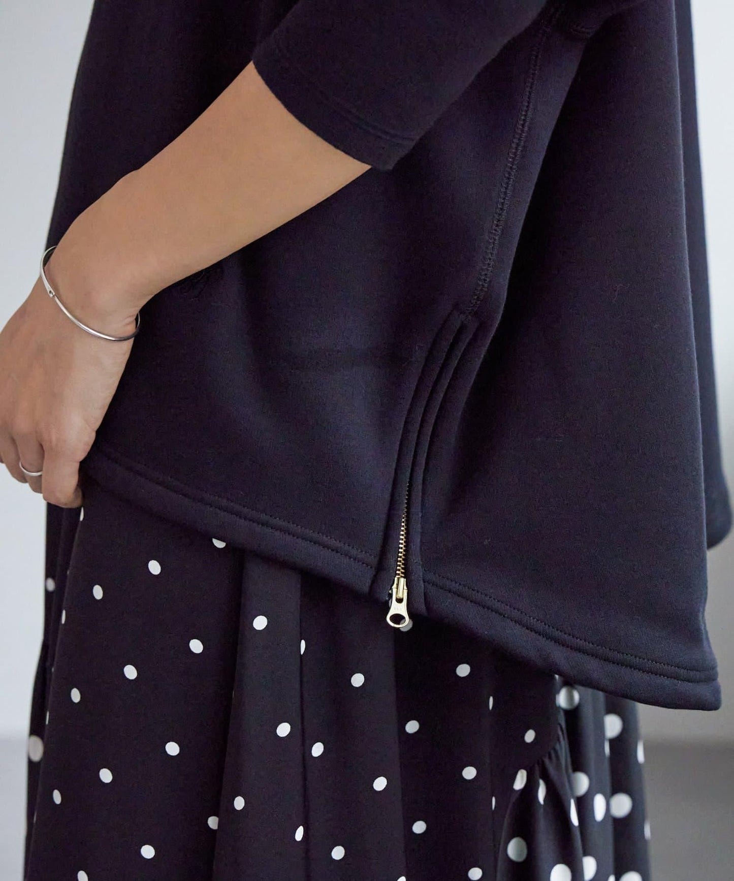 刺繡內里加絨衛衣