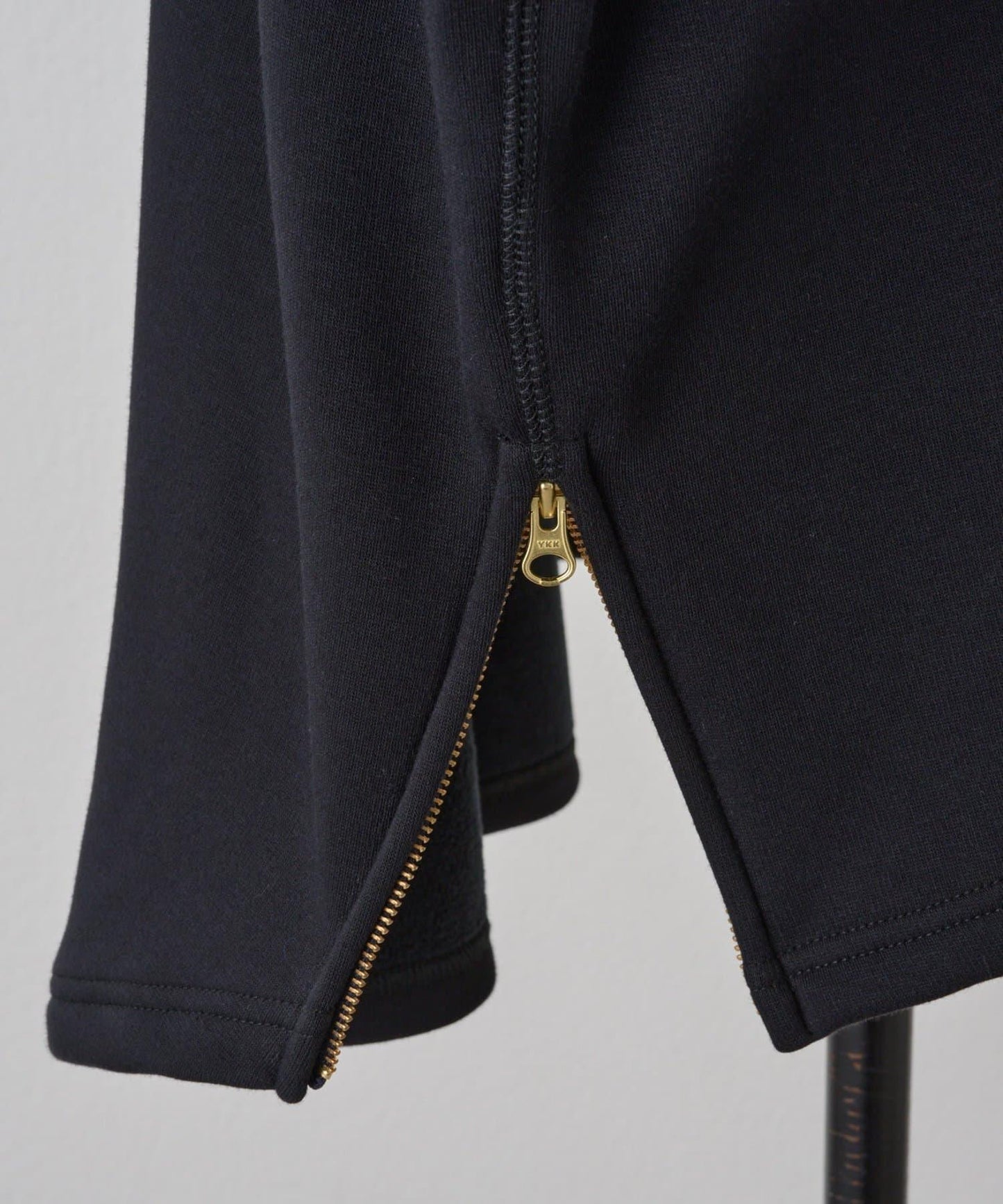 刺繡內里加絨衛衣