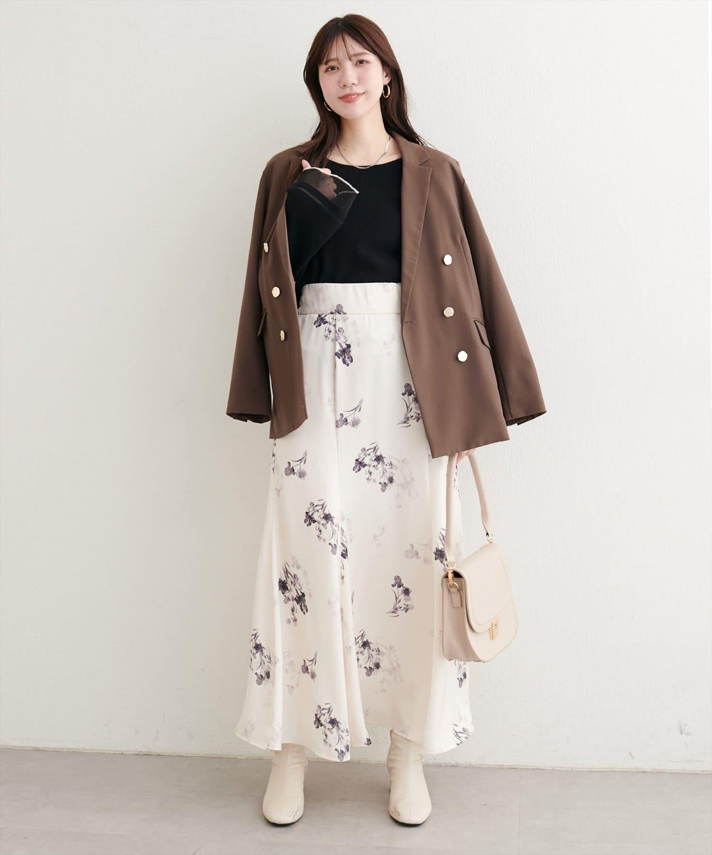 袖口透視喇叭袖針織衫