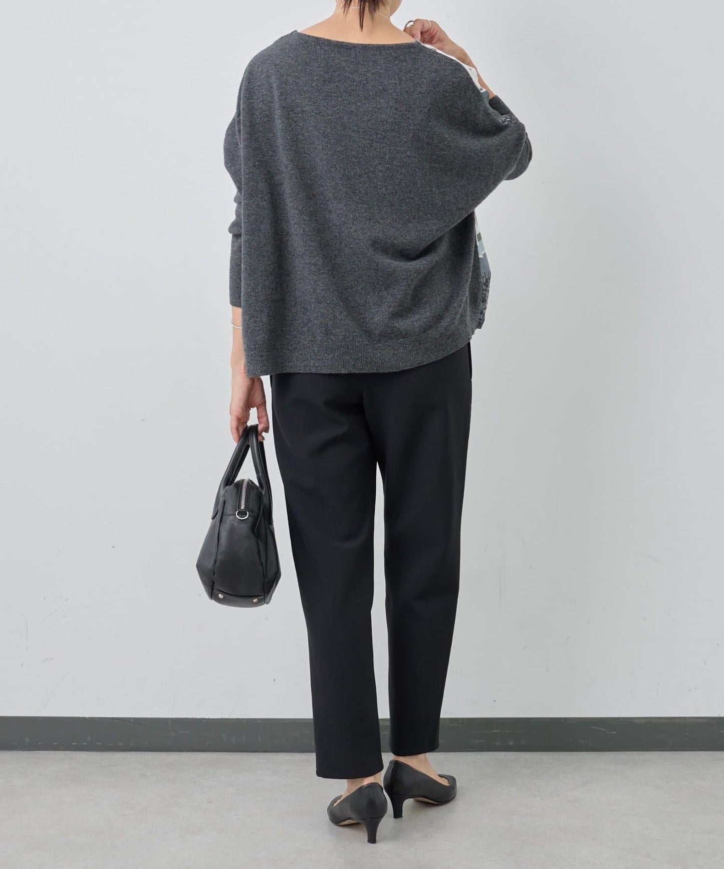 圍巾拼接印花針織衫