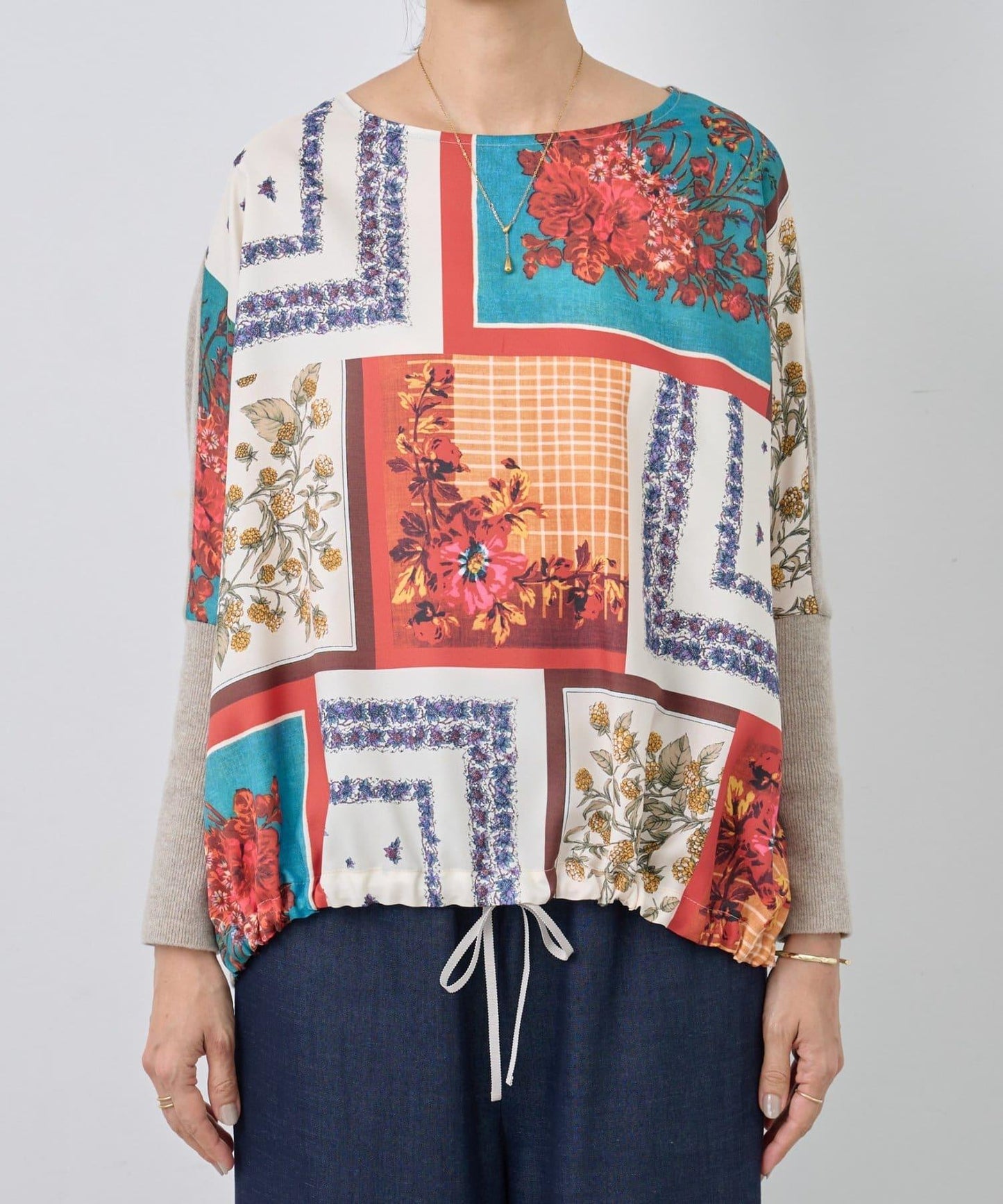 圍巾拼接印花針織衫