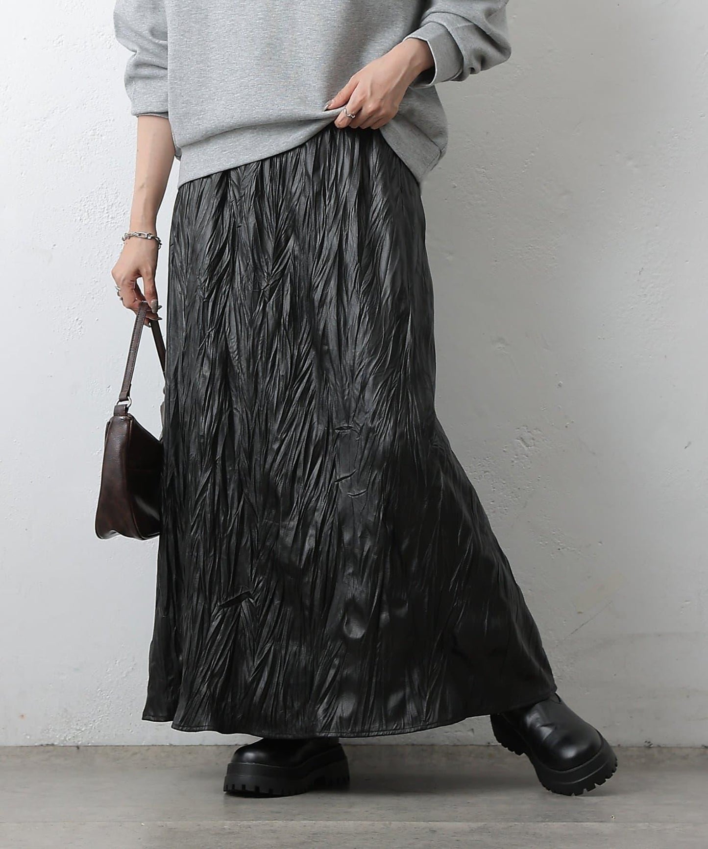 仿皮褶皺半身裙