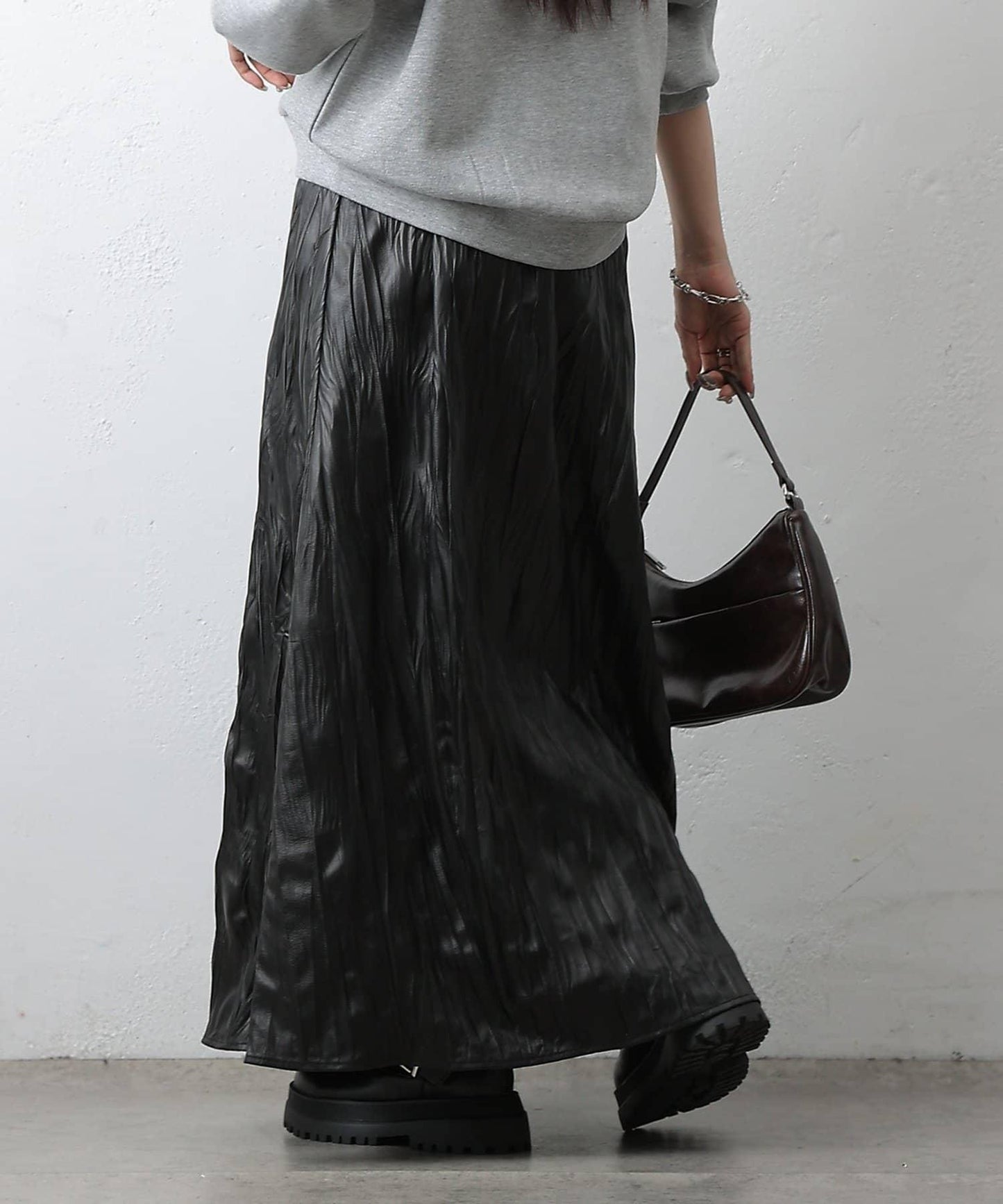 仿皮褶皺半身裙