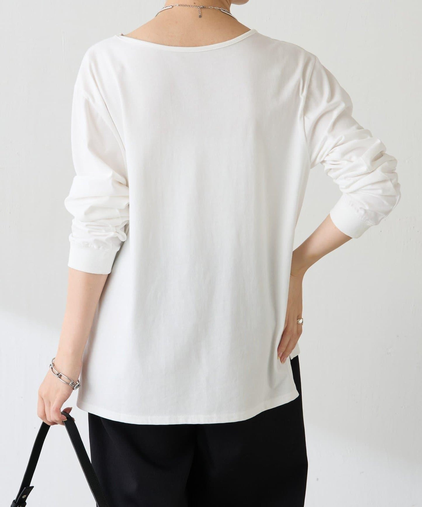 亮片字母長袖T恤/疊穿單品