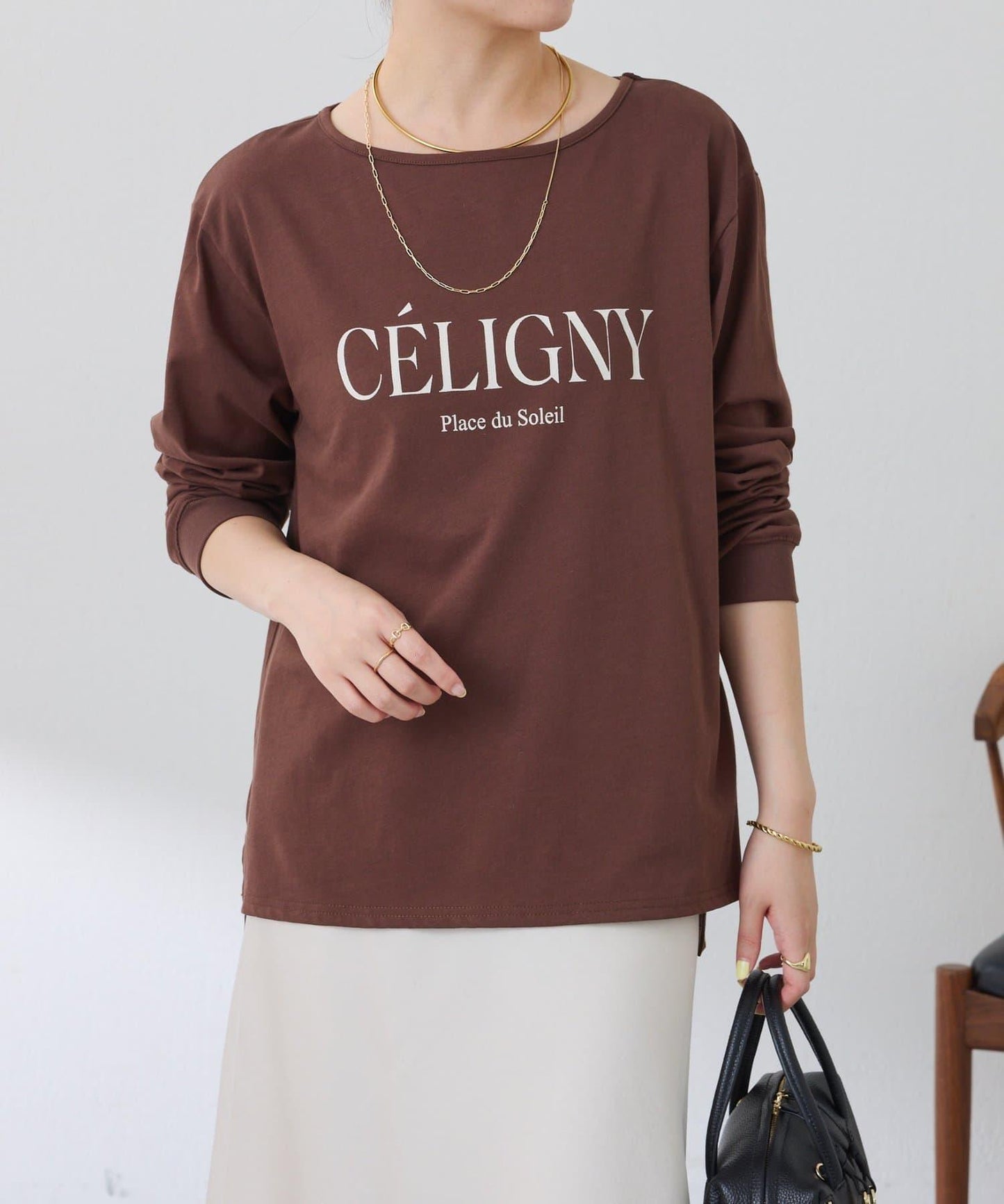 亮片字母長袖T恤/疊穿單品