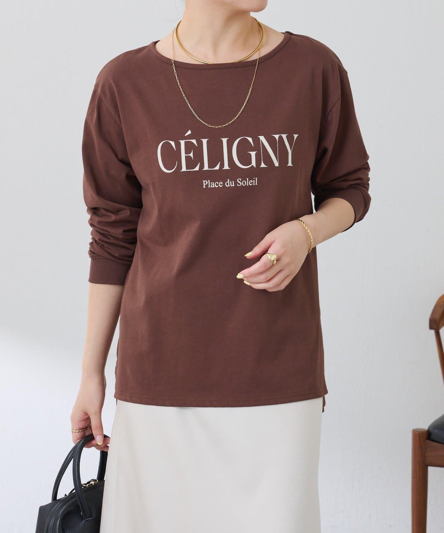 亮片字母長袖T恤/疊穿單品