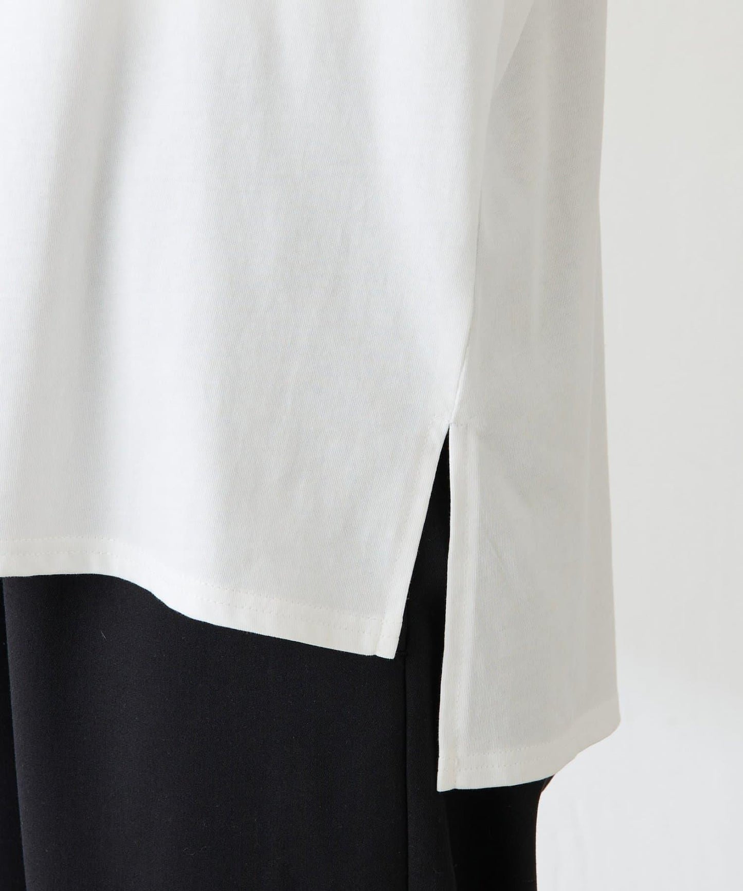 亮片字母長袖T恤/疊穿單品